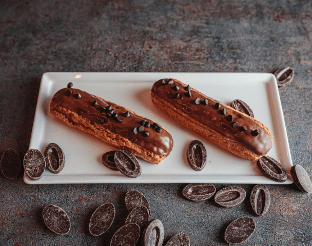 Éclair au chocolat