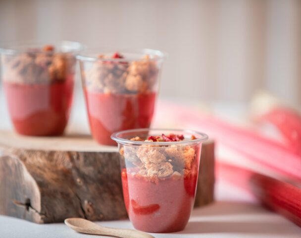 Compote fraise, rhubarbe, crumble