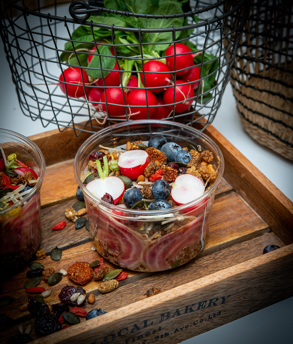 Moyenne salade Autumn superfood