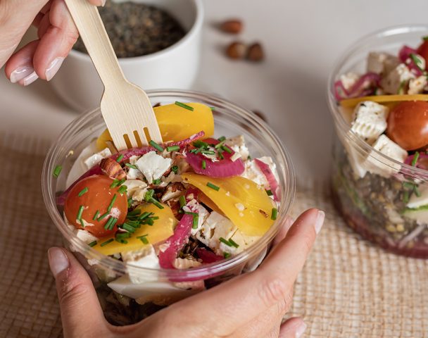 Moyenne salade lentilles vertes, betterave, fromage type feta