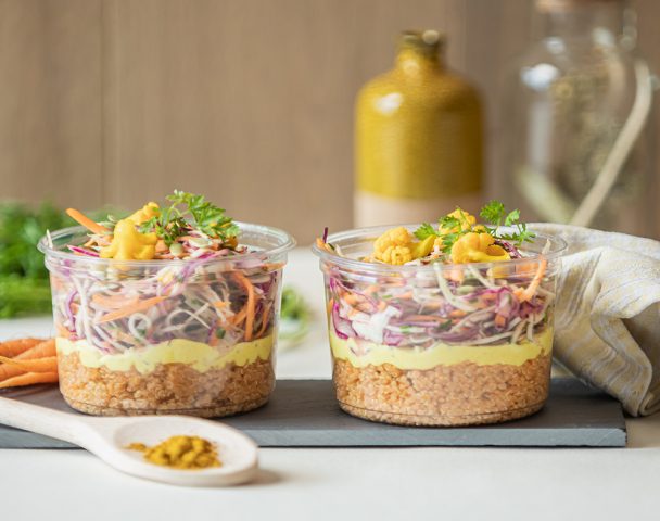 Moyenne salade quinoa et coleslaw