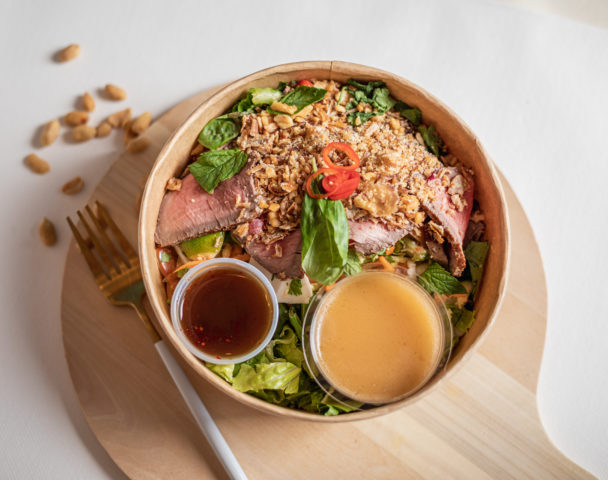 Grande salade bœuf thaï