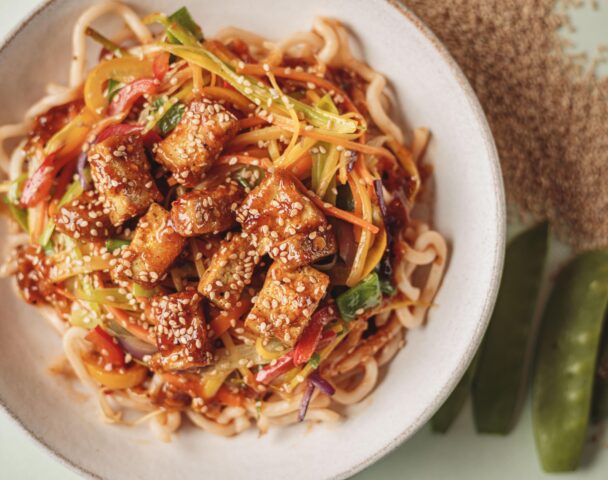 Yaki udon, veggies & tofu